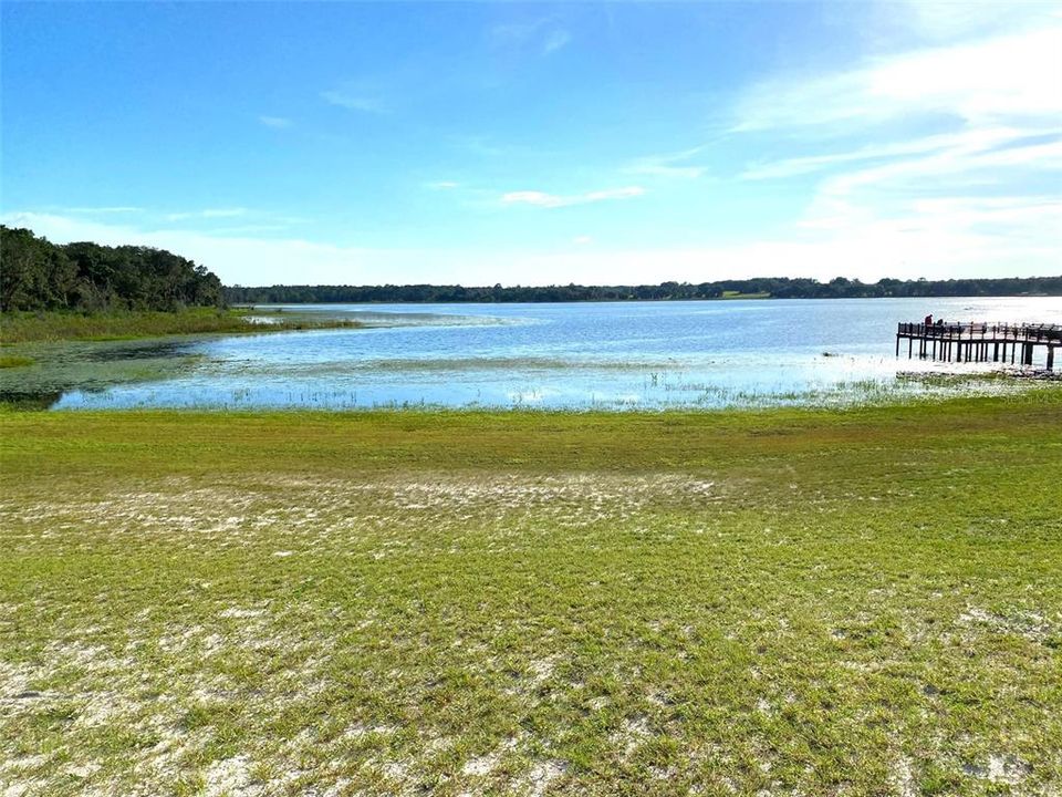 На продажу: $59,900 (0.64 acres)