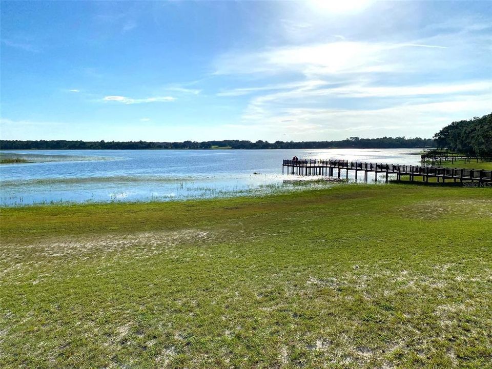 На продажу: $59,900 (0.64 acres)