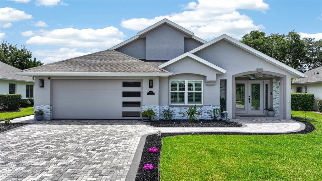 For Sale: $699,000 (3 beds, 2 baths, 2151 Square Feet)
