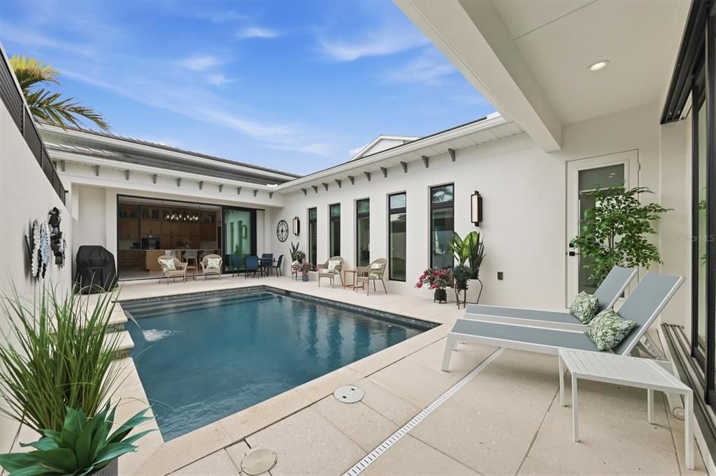 For Sale: $1,395,000 (3 beds, 3 baths, 2629 Square Feet)