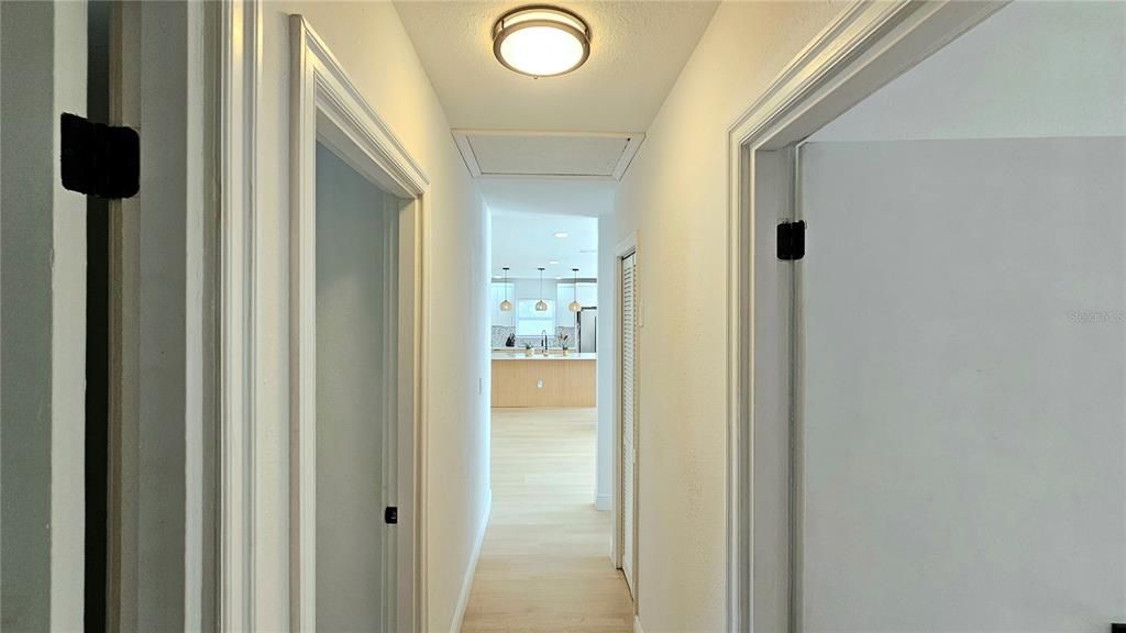 На продажу: $449,900 (4 спален, 3 ванн, 1475 Квадратных фут)