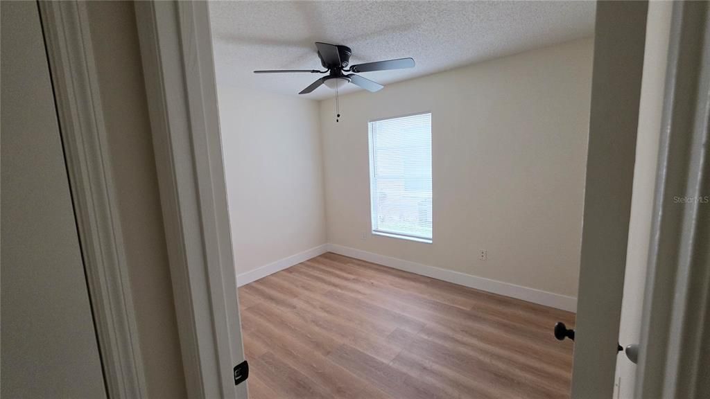 For Sale: $359,000 (3 beds, 2 baths, 1468 Square Feet)