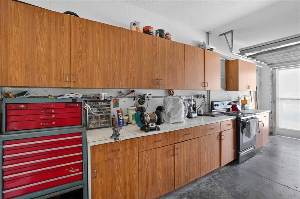 На продажу: $440,000 (4 спален, 2 ванн, 1646 Квадратных фут)