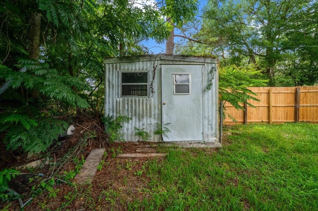 For Sale: $209,900 (3 beds, 1 baths, 1012 Square Feet)
