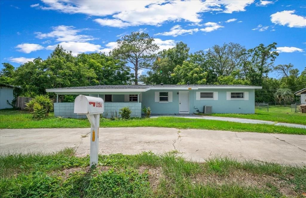 For Sale: $209,900 (3 beds, 1 baths, 1012 Square Feet)