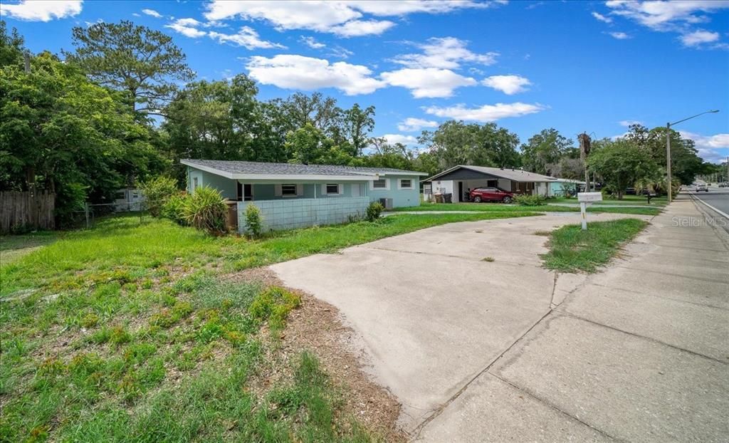 For Sale: $209,900 (3 beds, 1 baths, 1012 Square Feet)
