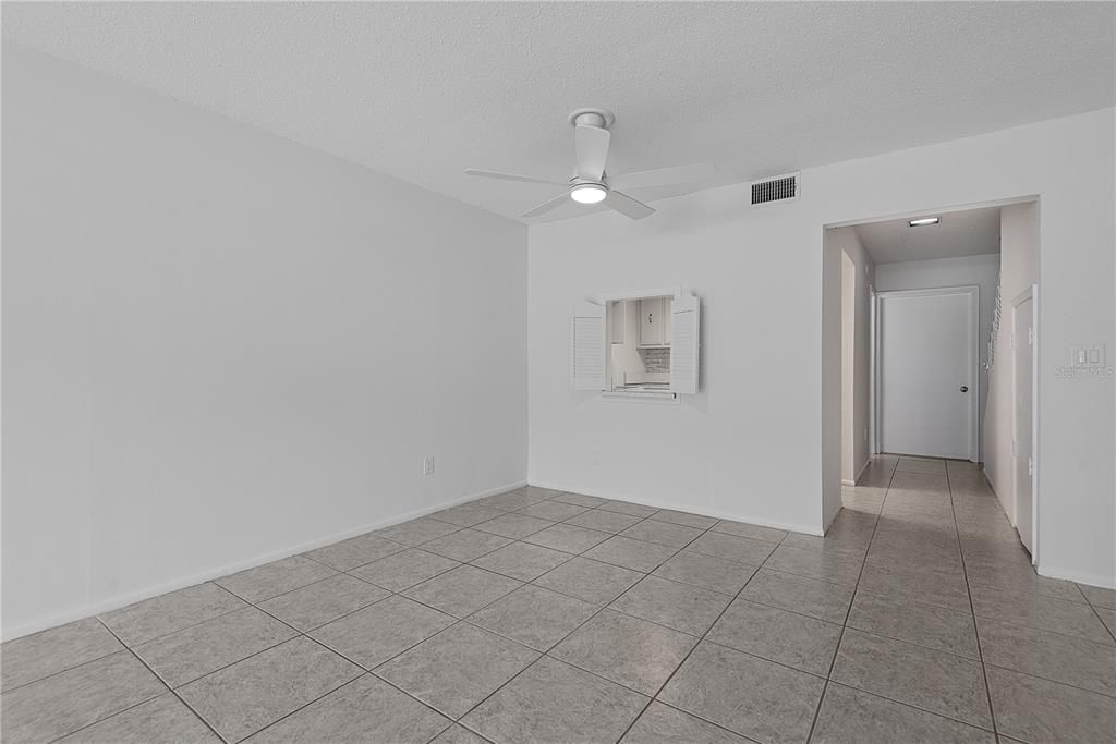 For Sale: $229,900 (2 beds, 2 baths, 1184 Square Feet)