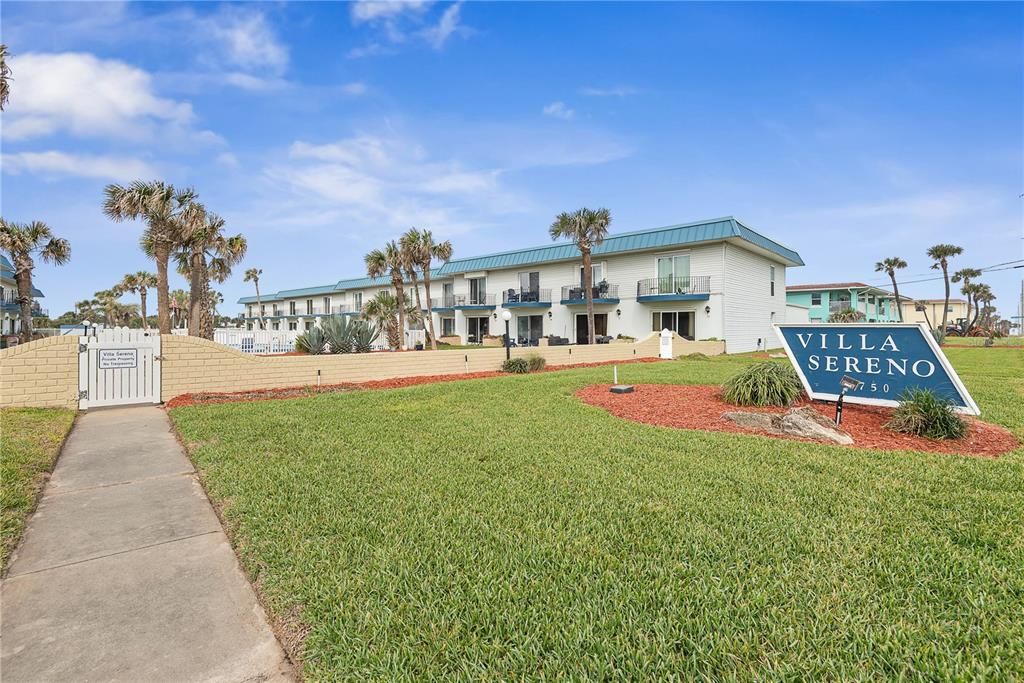 For Sale: $229,900 (2 beds, 2 baths, 1184 Square Feet)