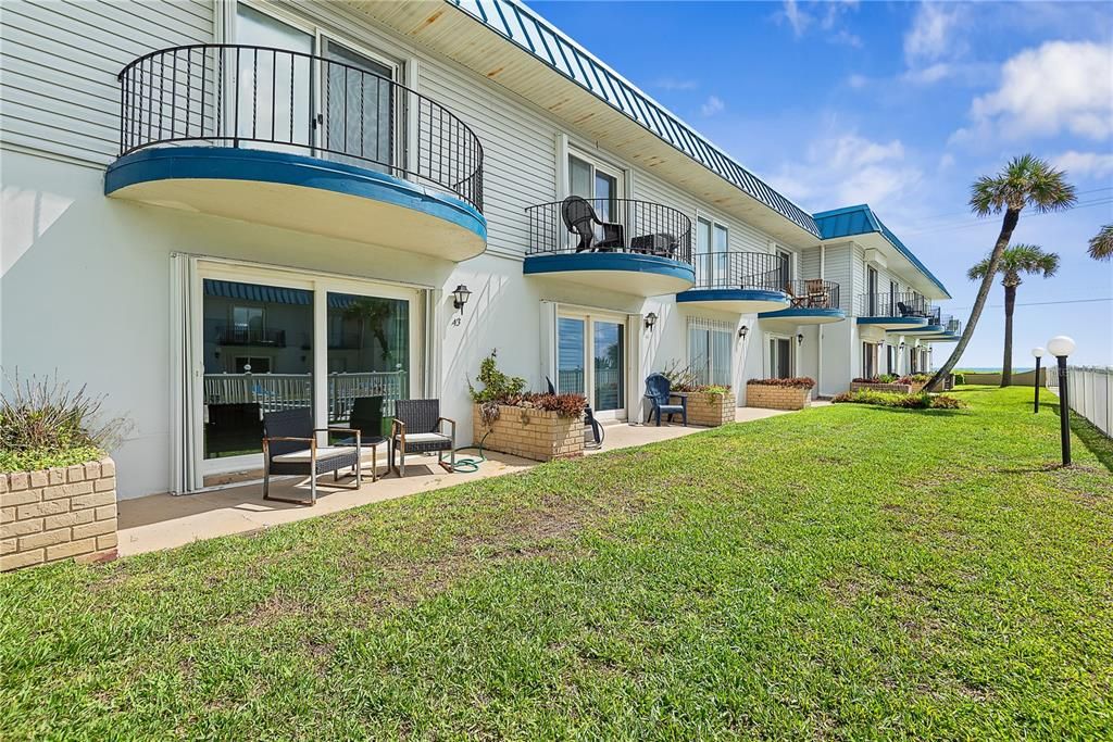 For Sale: $229,900 (2 beds, 2 baths, 1184 Square Feet)