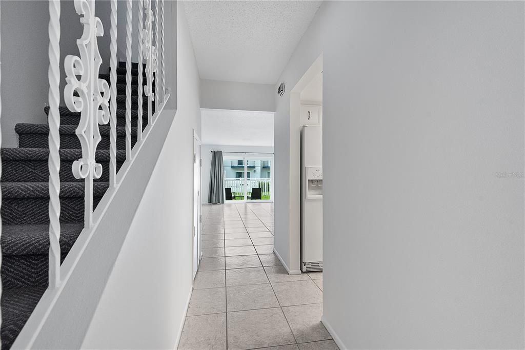 For Sale: $229,900 (2 beds, 2 baths, 1184 Square Feet)