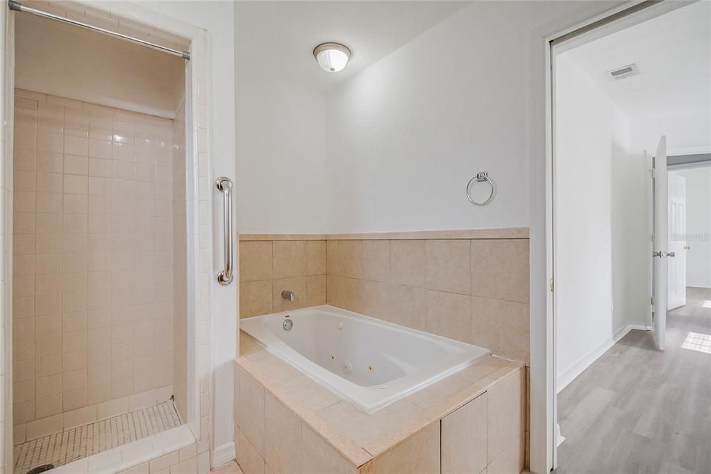 В аренду: $1,800 (3 спален, 2 ванн, 1174 Квадратных фут)