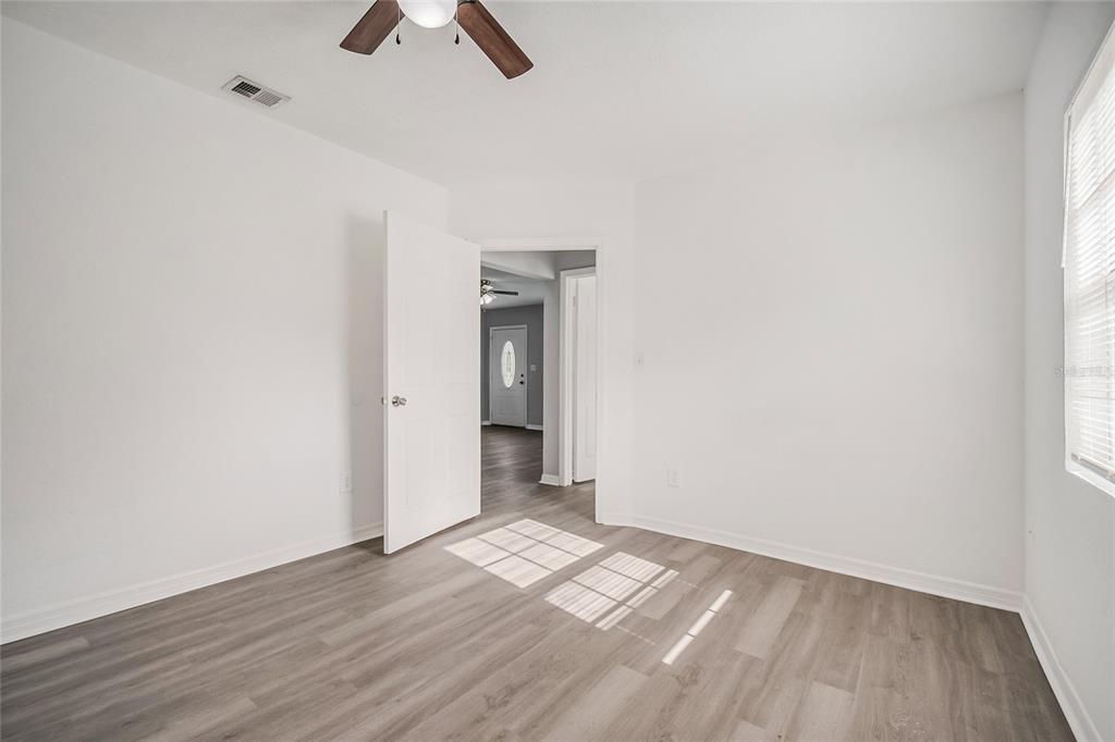 В аренду: $1,800 (3 спален, 2 ванн, 1174 Квадратных фут)