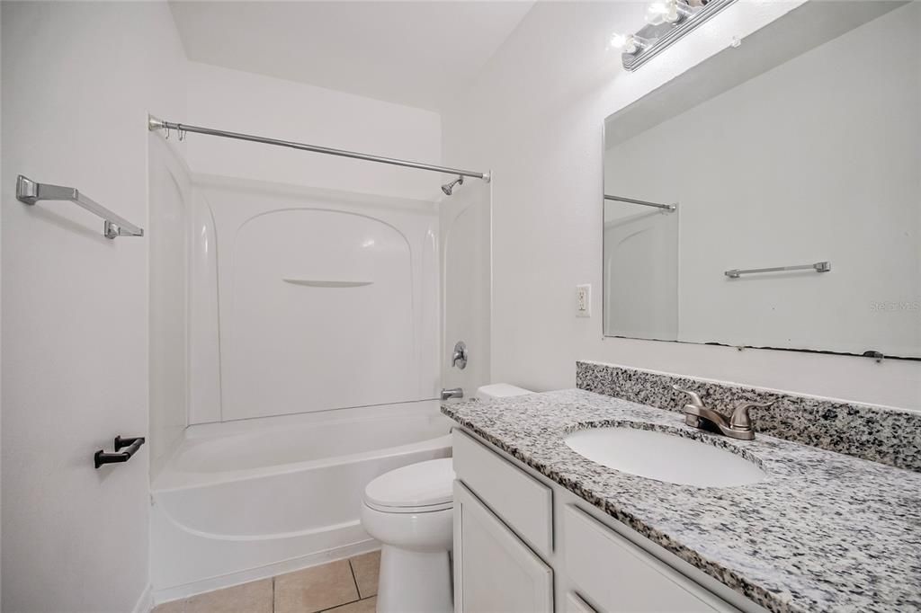 В аренду: $1,800 (3 спален, 2 ванн, 1174 Квадратных фут)