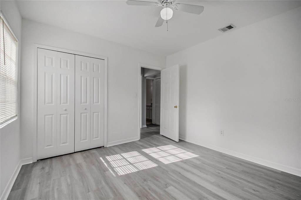 В аренду: $1,800 (3 спален, 2 ванн, 1174 Квадратных фут)