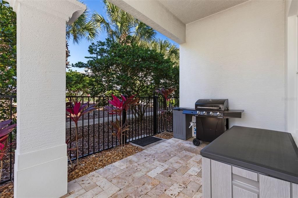 For Sale: $1,949,000 (6 beds, 5 baths, 3858 Square Feet)
