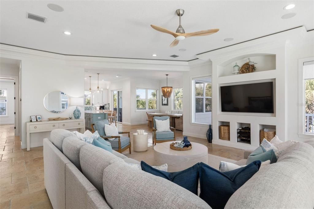 For Sale: $1,949,000 (6 beds, 5 baths, 3858 Square Feet)