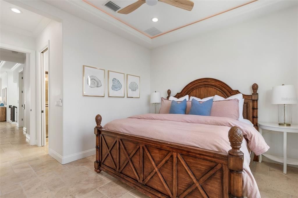 For Sale: $1,949,000 (6 beds, 5 baths, 3858 Square Feet)