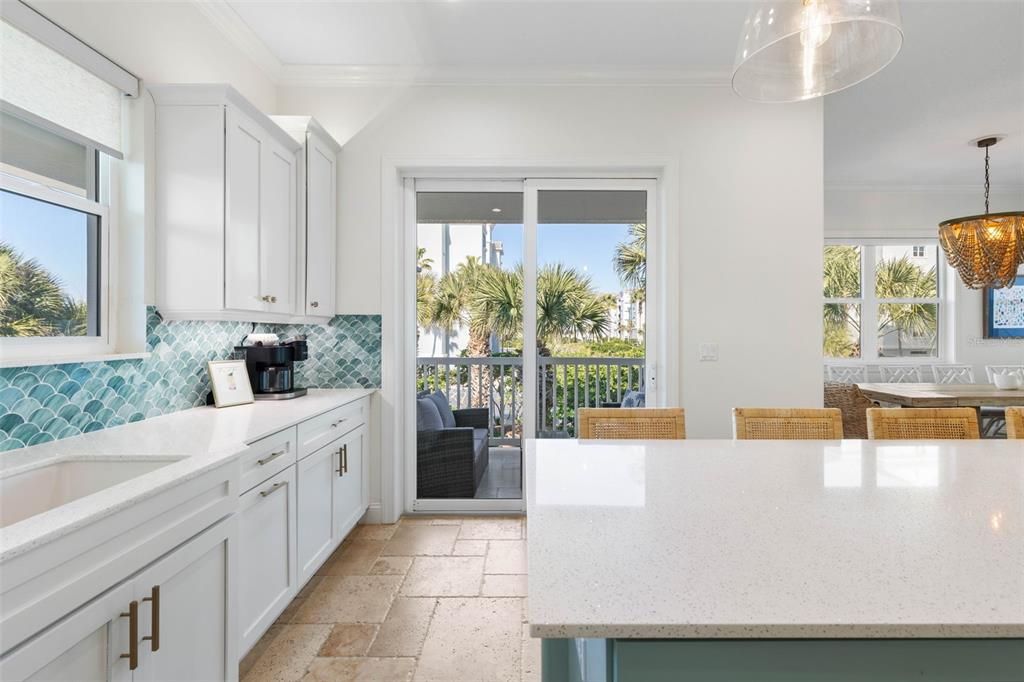 For Sale: $1,949,000 (6 beds, 5 baths, 3858 Square Feet)