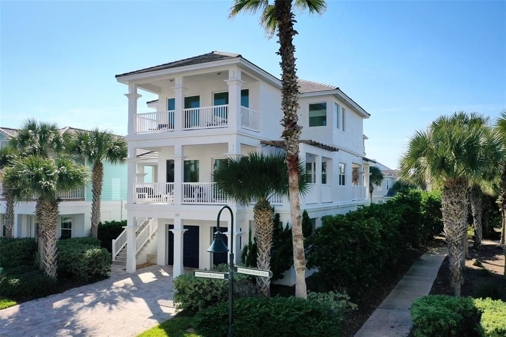For Sale: $1,949,000 (6 beds, 5 baths, 3858 Square Feet)