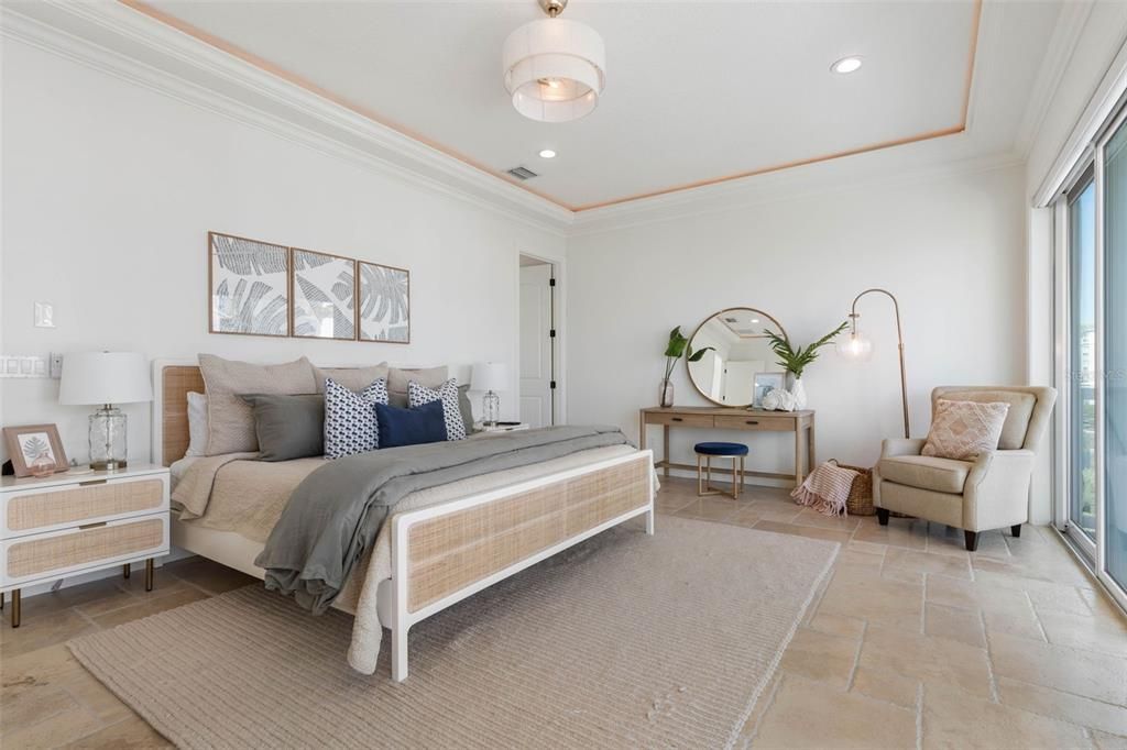 For Sale: $1,949,000 (6 beds, 5 baths, 3858 Square Feet)