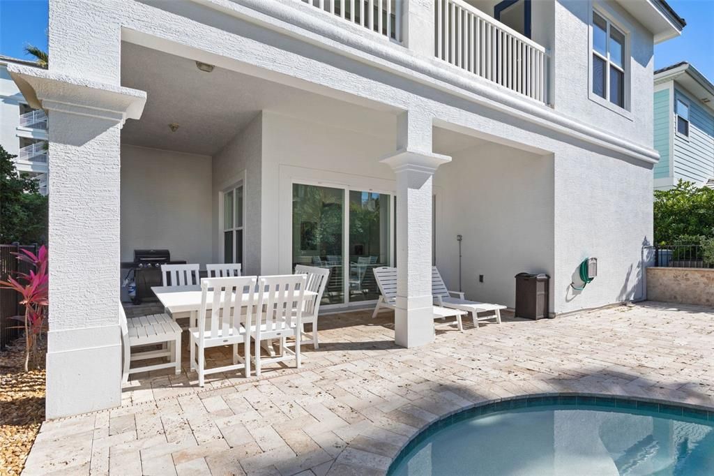 For Sale: $1,949,000 (6 beds, 5 baths, 3858 Square Feet)