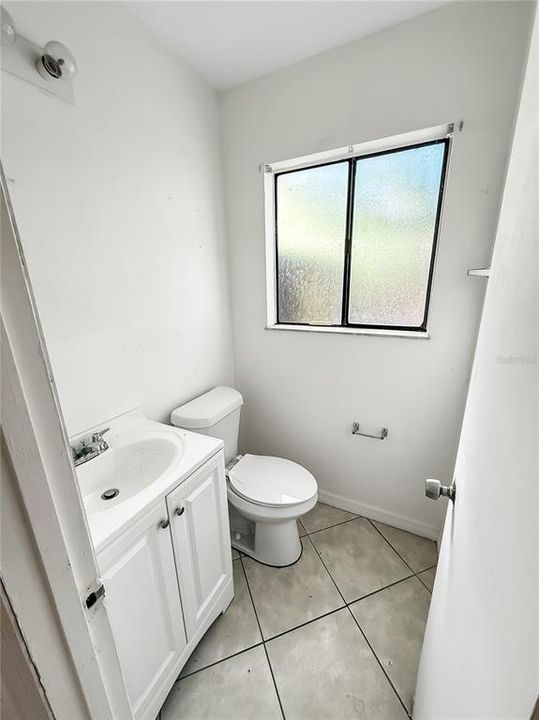В аренду: $1,150 (2 спален, 1 ванн, 995 Квадратных фут)