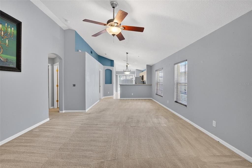 For Sale: $300,000 (3 beds, 2 baths, 1335 Square Feet)