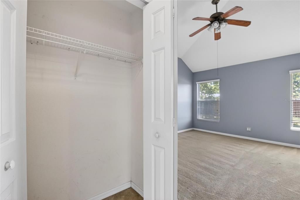 For Sale: $300,000 (3 beds, 2 baths, 1335 Square Feet)