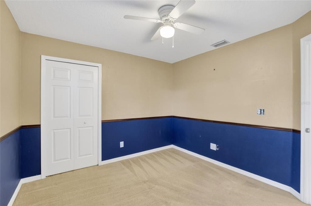 For Sale: $300,000 (3 beds, 2 baths, 1335 Square Feet)
