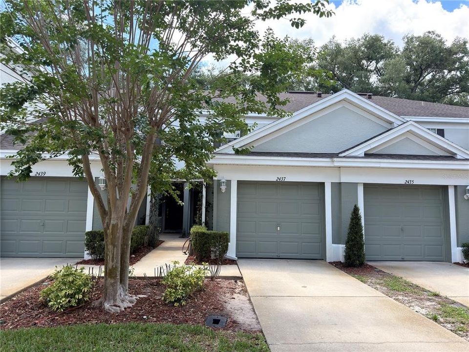 For Sale: $235,000 (2 beds, 2 baths, 1240 Square Feet)