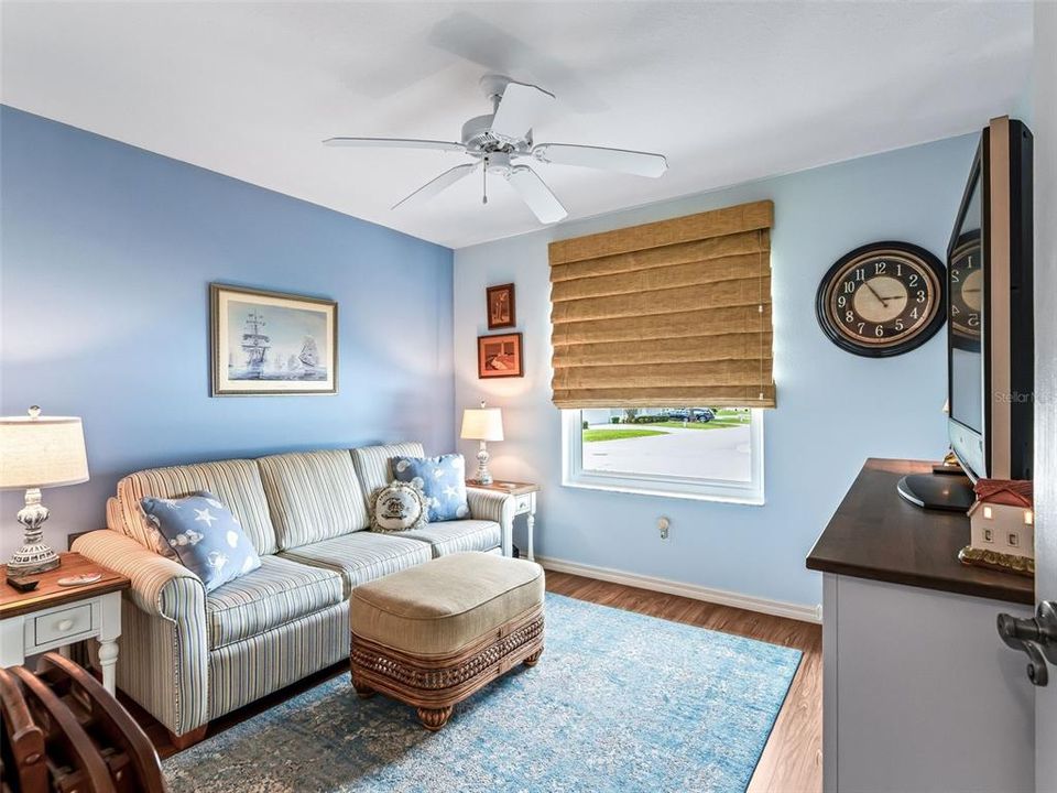 For Sale: $310,000 (3 beds, 2 baths, 1557 Square Feet)