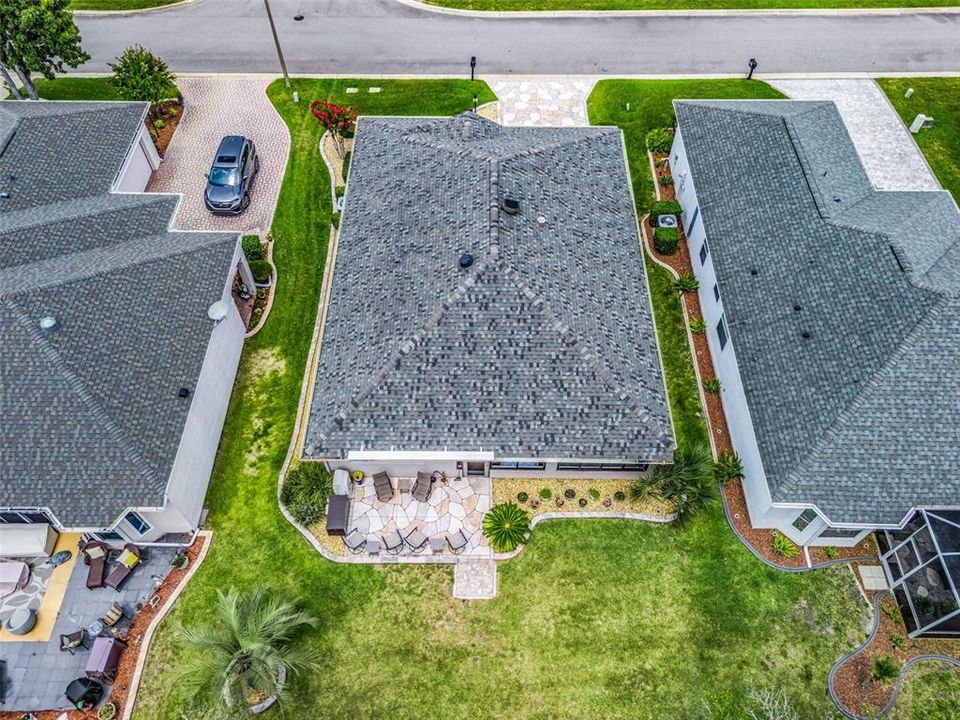 For Sale: $310,000 (3 beds, 2 baths, 1557 Square Feet)