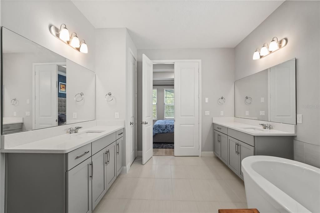 For Sale: $1,324,900 (5 beds, 4 baths, 4058 Square Feet)