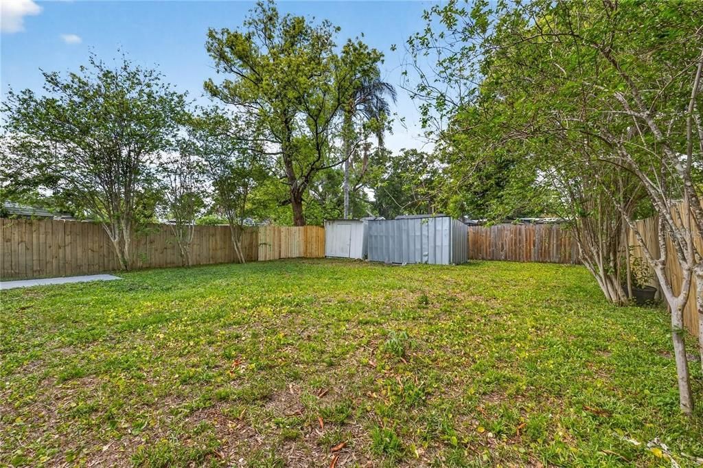На продажу: $349,900 (2 спален, 2 ванн, 1216 Квадратных фут)