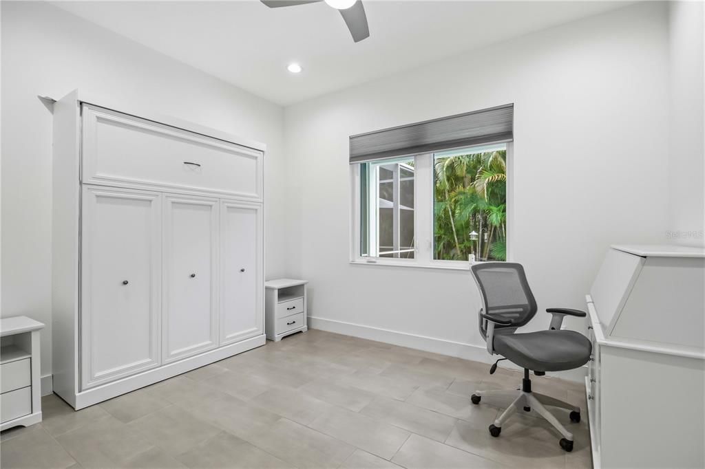 For Sale: $1,120,000 (3 beds, 2 baths, 1917 Square Feet)