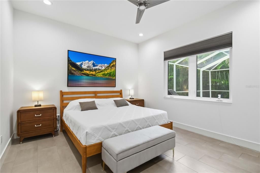 For Sale: $1,120,000 (3 beds, 2 baths, 1917 Square Feet)