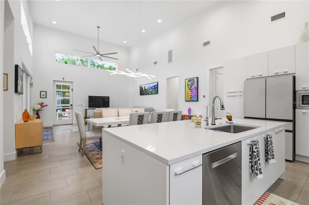 For Sale: $1,120,000 (3 beds, 2 baths, 1917 Square Feet)
