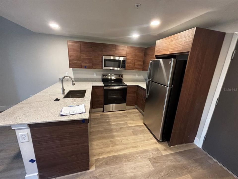 В аренду: $1,900 (2 спален, 2 ванн, 68427 Квадратных фут)