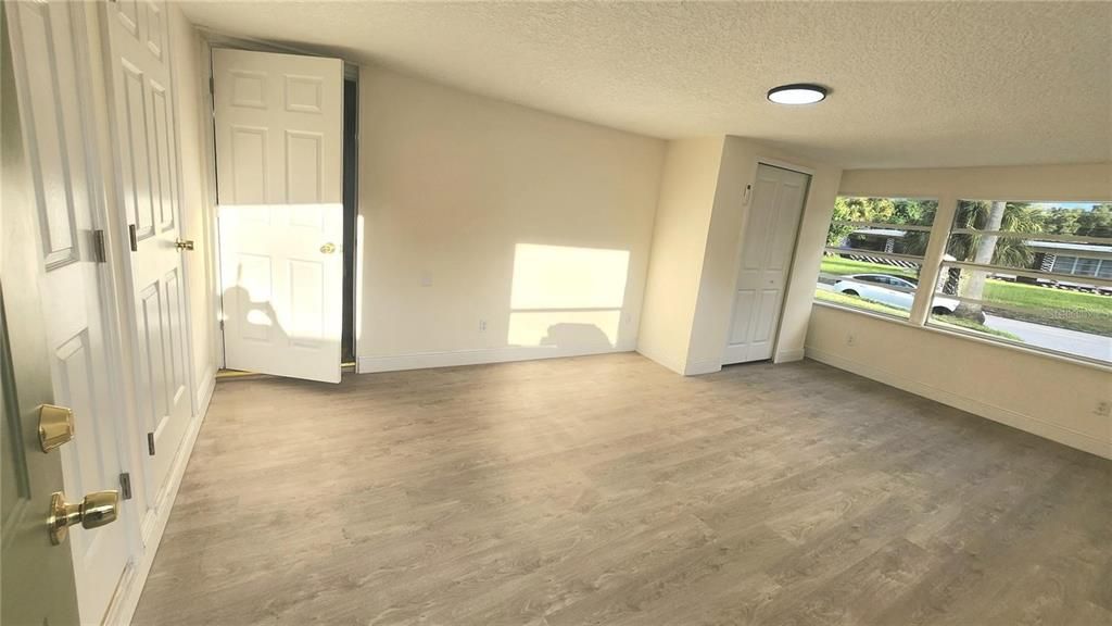 For Rent: $1,250 (1 beds, 1 baths, 1485 Square Feet)