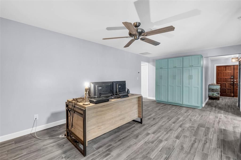 For Sale: $560,000 (2 beds, 2 baths, 1512 Square Feet)