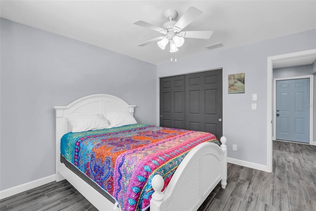 For Sale: $560,000 (2 beds, 2 baths, 1512 Square Feet)