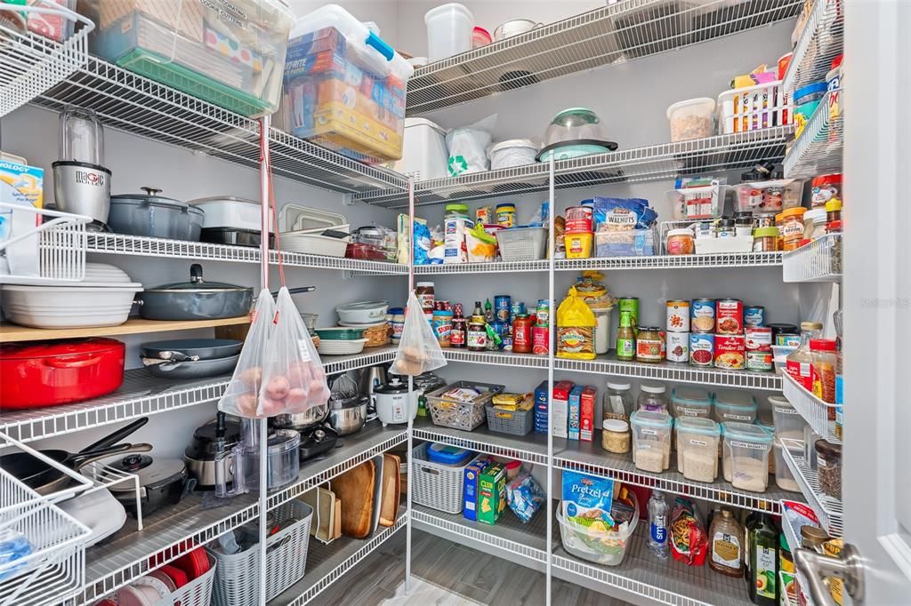 На продажу: $924,900 (4 спален, 3 ванн, 2565 Квадратных фут)