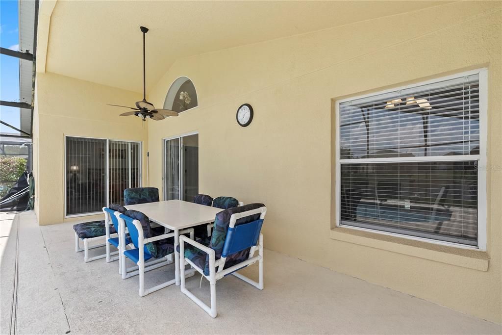 For Sale: $430,000 (4 beds, 2 baths, 1804 Square Feet)