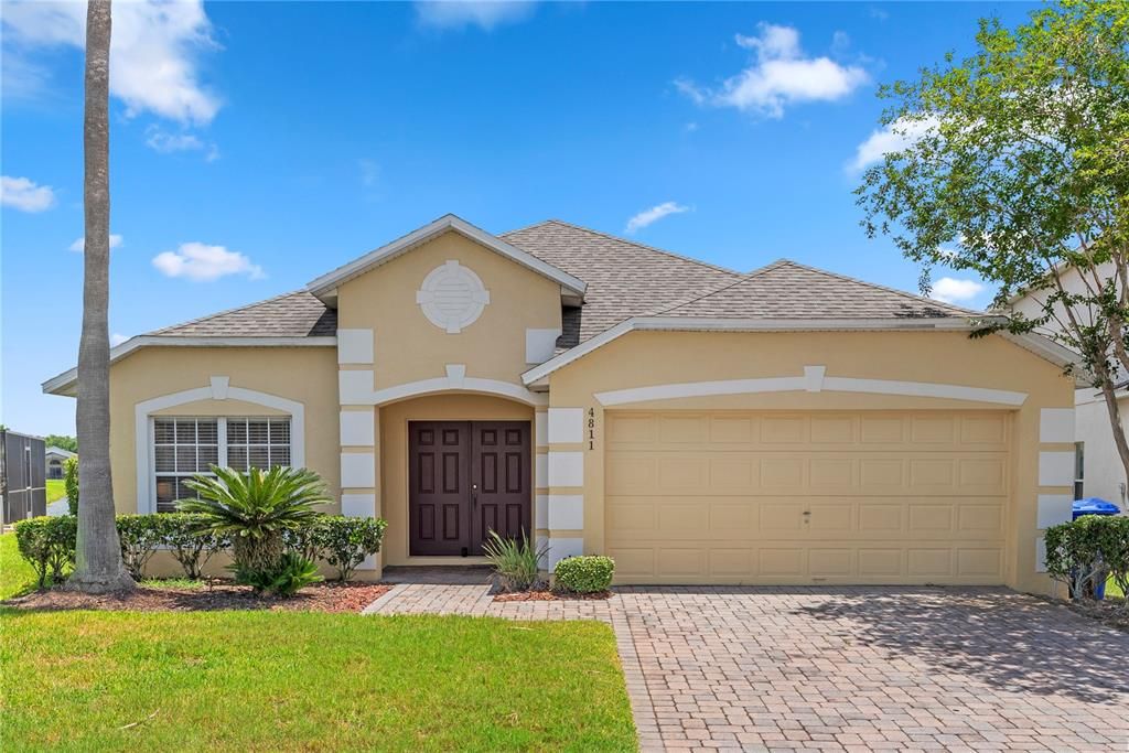 For Sale: $430,000 (4 beds, 2 baths, 1804 Square Feet)