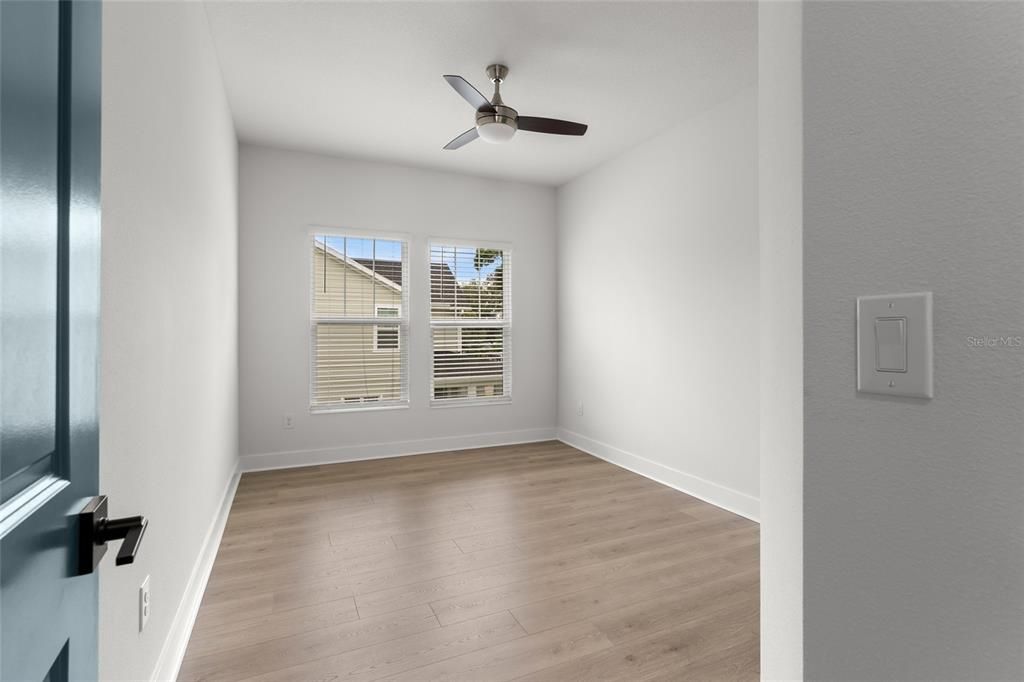 For Sale: $1,200,000 (3 beds, 2 baths, 2567 Square Feet)