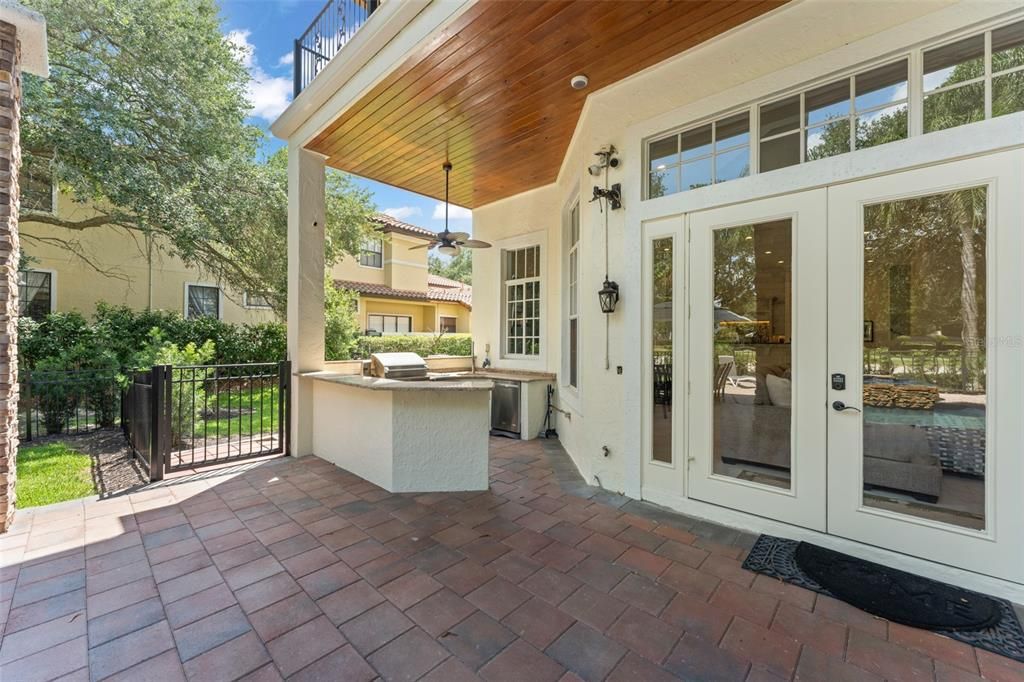 For Sale: $2,550,000 (5 beds, 4 baths, 5036 Square Feet)