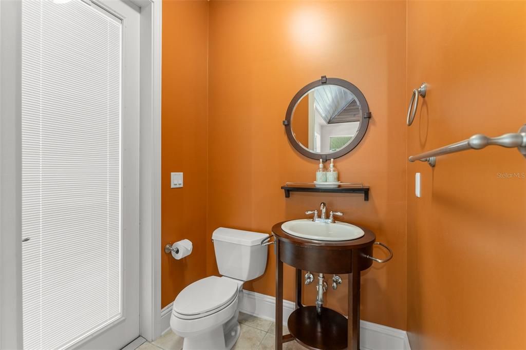 For Sale: $2,550,000 (5 beds, 4 baths, 5036 Square Feet)