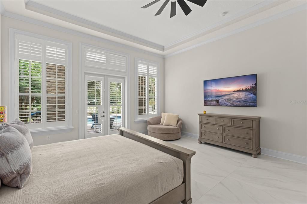 For Sale: $2,550,000 (5 beds, 4 baths, 5036 Square Feet)