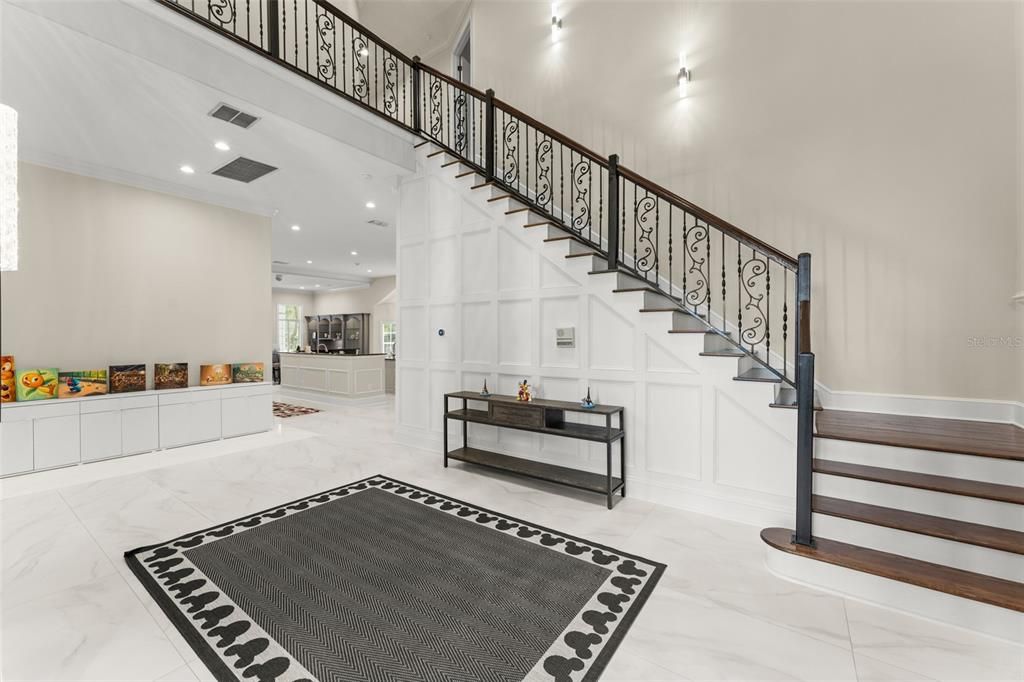 For Sale: $2,550,000 (5 beds, 4 baths, 5036 Square Feet)