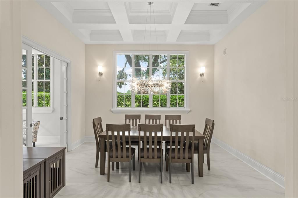 For Sale: $2,550,000 (5 beds, 4 baths, 5036 Square Feet)